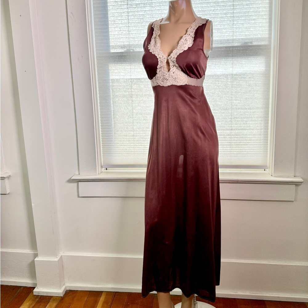 VINTAGE 70’s Elegant Chocolate Brown Vintage Lace Trim Night Gown, Nightie
